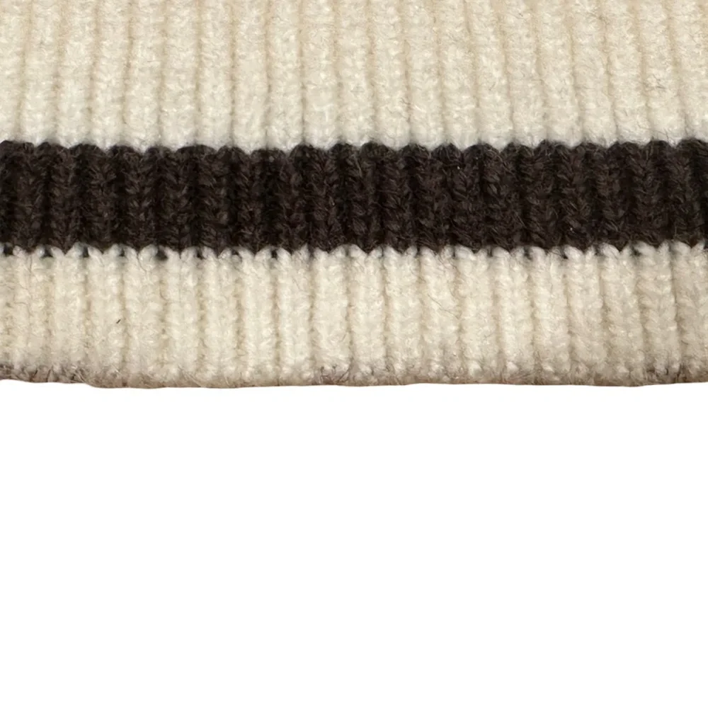 Old Navy SoSoft Loose V-Neck Sweater, Size XL. - Picture 9 of 10